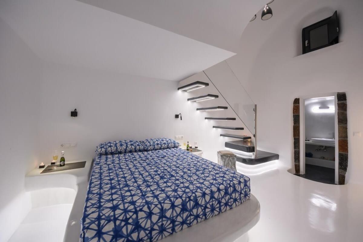 费拉Santorini Traditional Apt With Private Hot Tub公寓 外观 照片